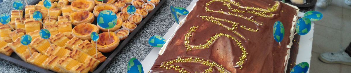 Aspeto da mesa do lanche.