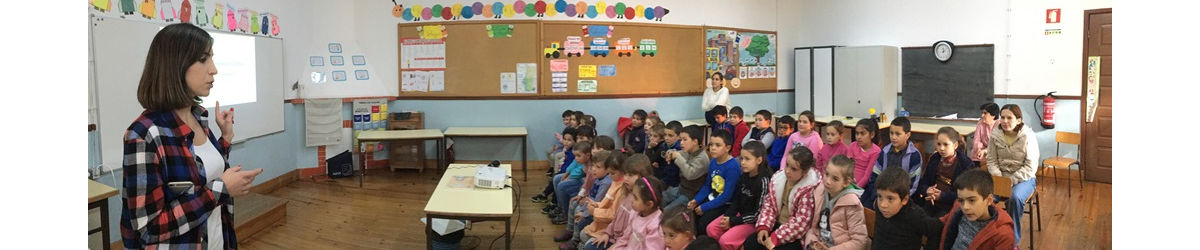 Sessão na escola de Moldes.