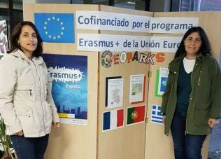 As professores Amélia Rodrigues e Manuela Belém