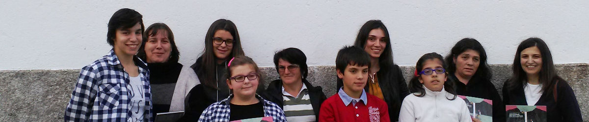 Professores e alunos do agrupamento na Universidade Lusíada