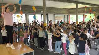 Dia Mundial da Dança ba EB1 de Arouca