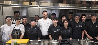 Inovação e Técnica: Workshop com o Chef Fernando Machado potencia talento na nova cozinha do CTE Industrial